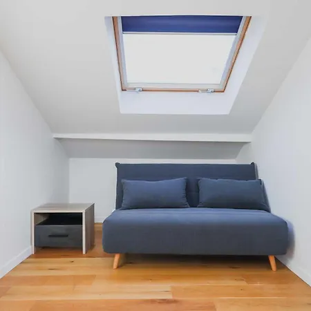 Magnificent -2br-6p- Saint-denis Apartment